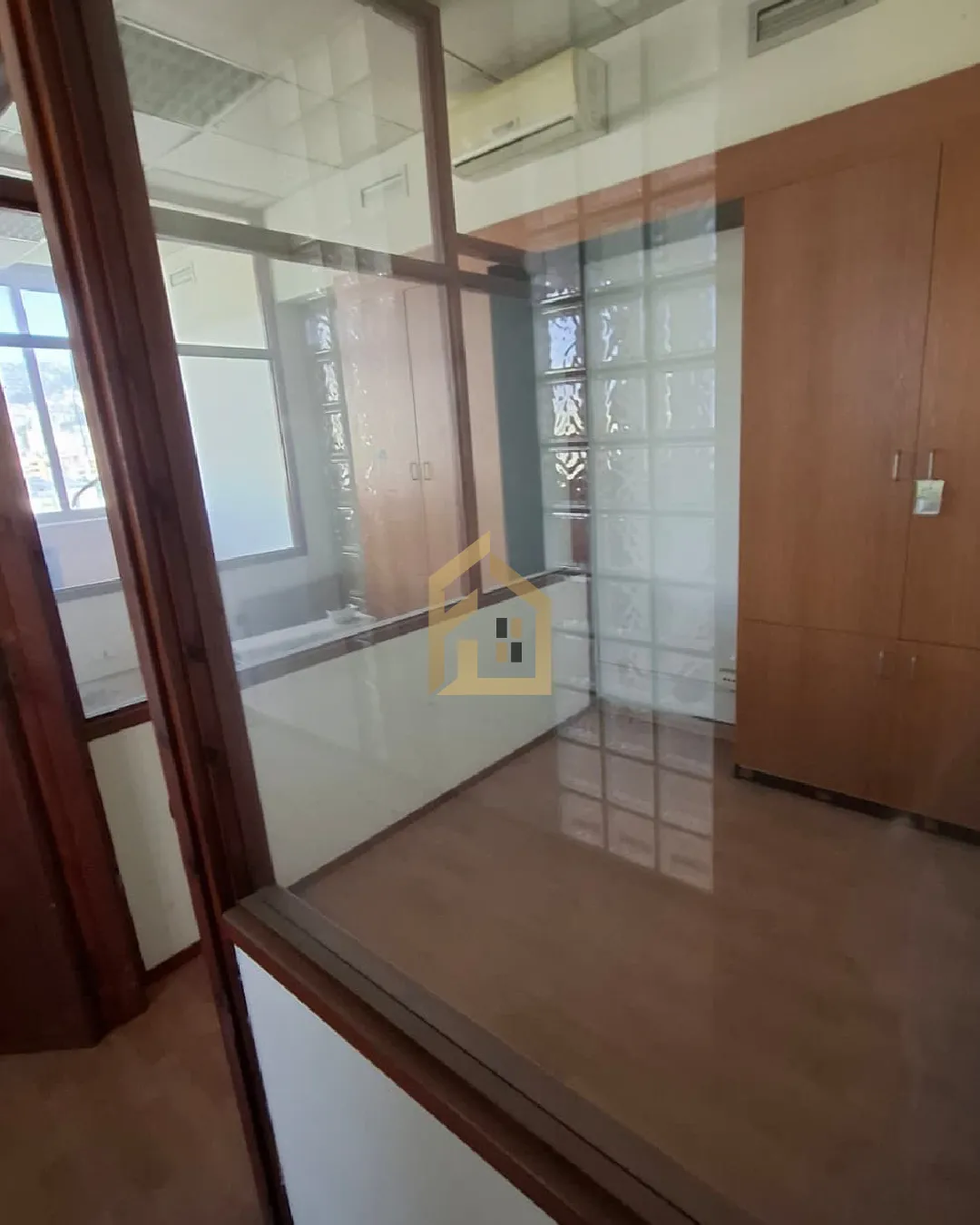 Office for Rent in Sin El Fil — الصورة 5