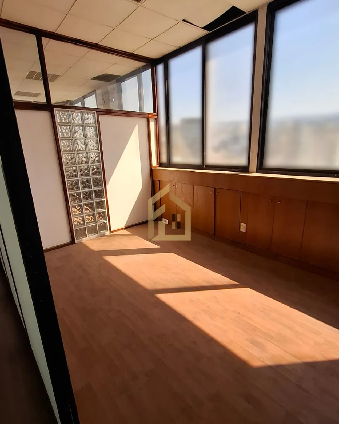 Office for Sale in Sin El Fil — الصورة 4