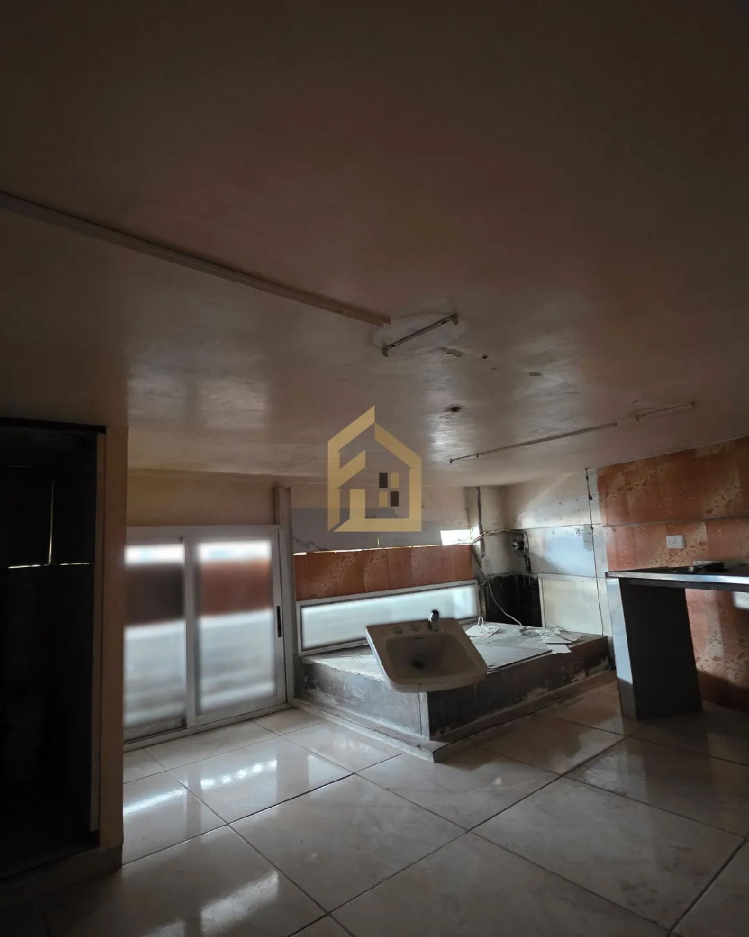 Shop for Sale in Achrafieh — photo 3