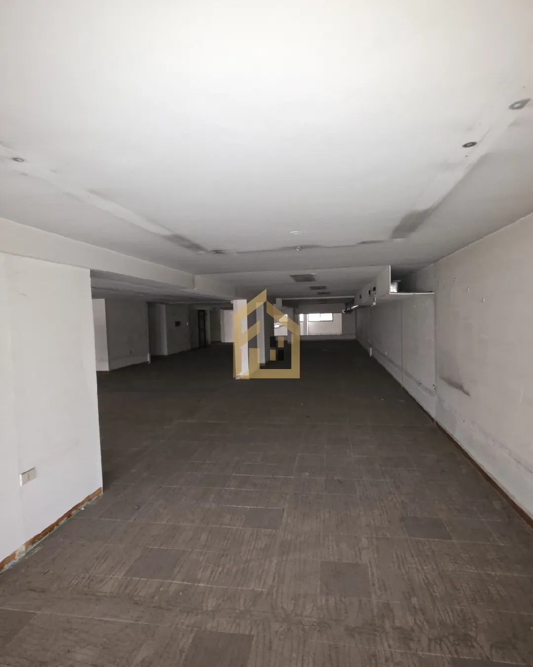 Showroom for Rent in Achrafieh — الصورة 3