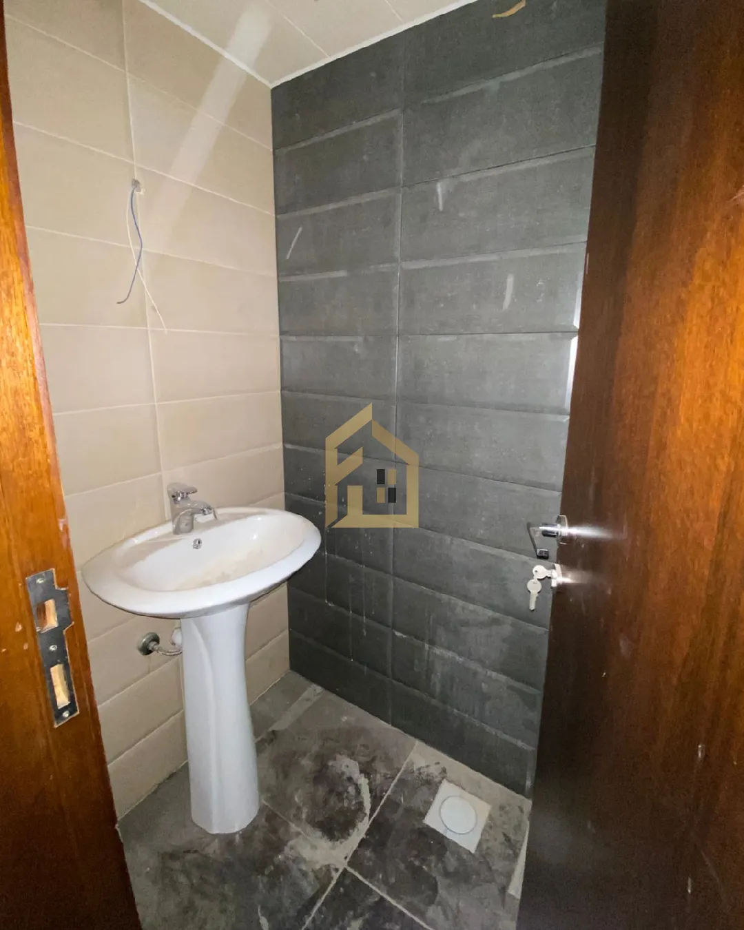 Apartment for Sale in Ballouneh