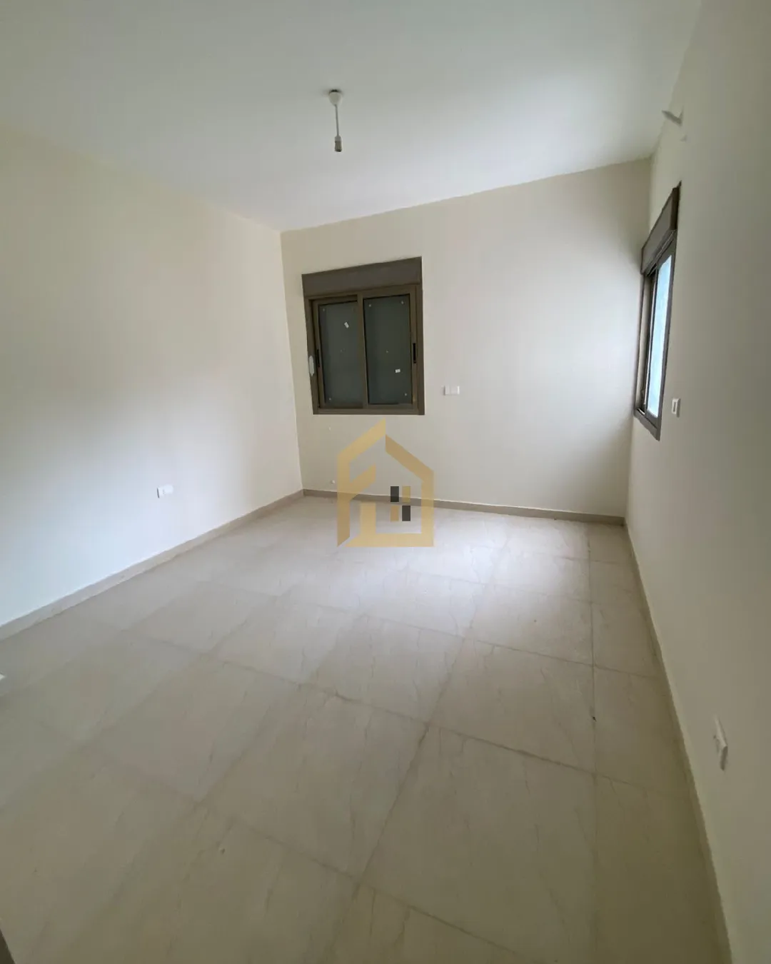 Apartment for Sale in Ballouneh — photo 3