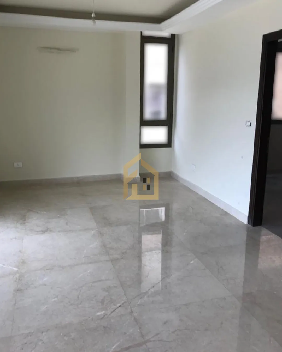 Apartment for Sale in Ballouneh — photo 2