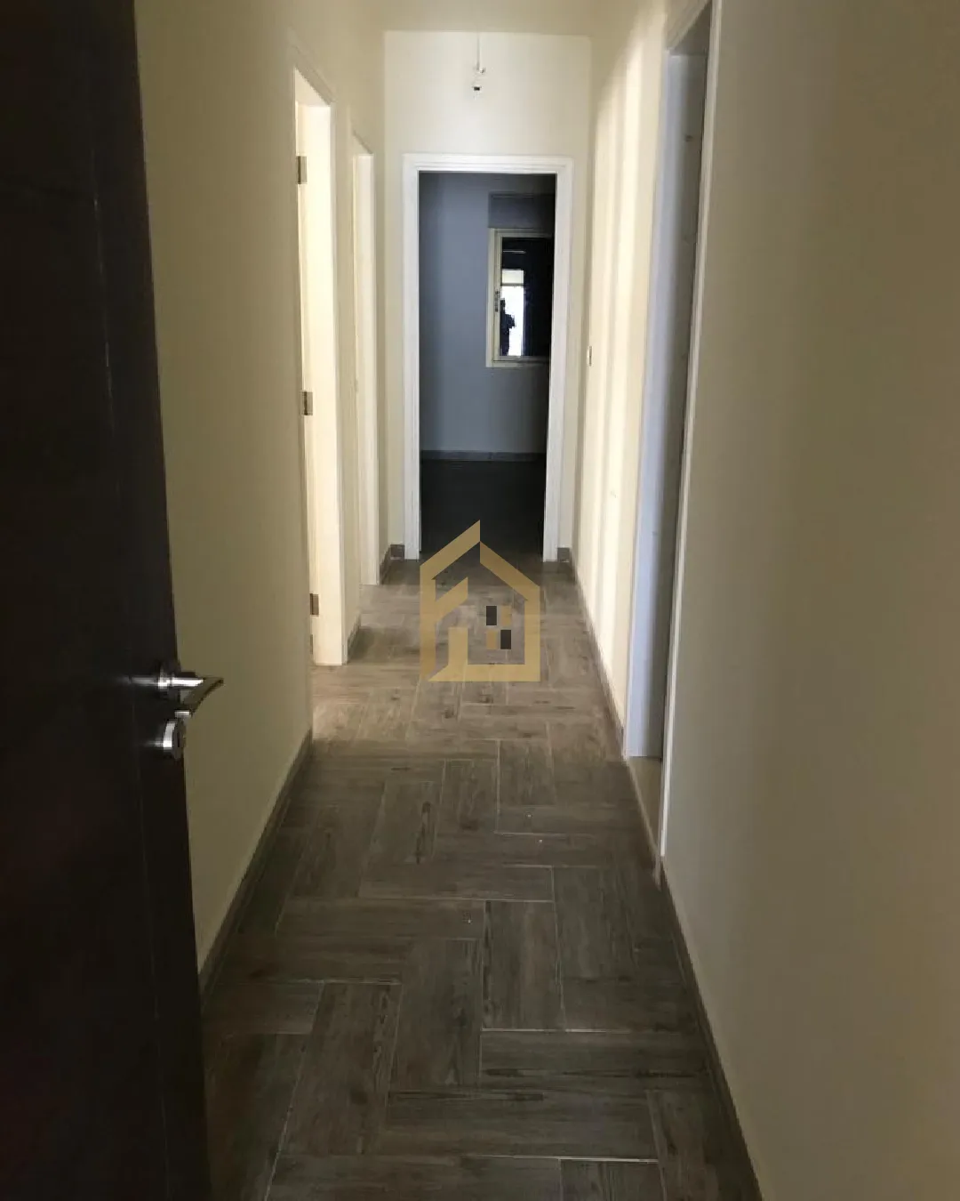 Apartment for Sale in Ballouneh — photo 4