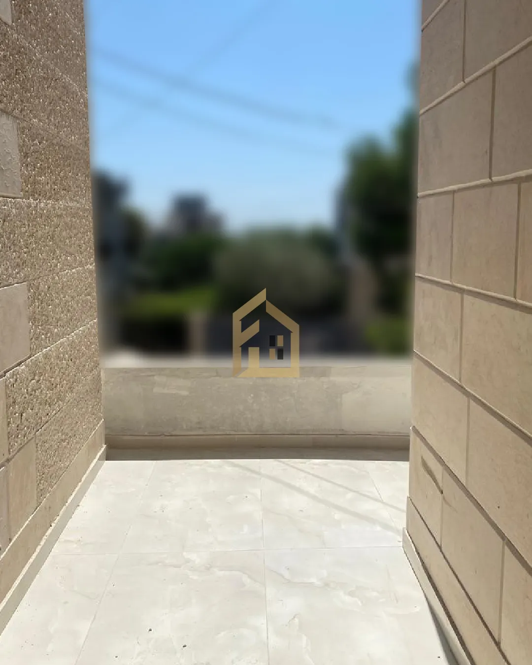 Apartment for Sale in Ballouneh — photo 4