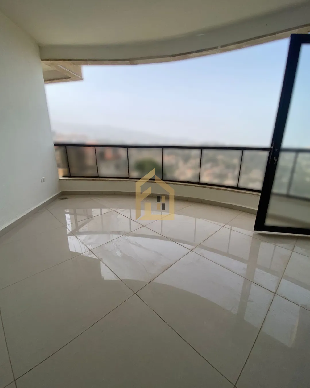 Apartment for Sale in Ain El Rihaneh — photo 2