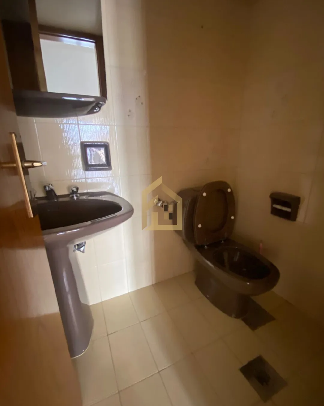 Apartment for Sale in Ballouneh — photo 5