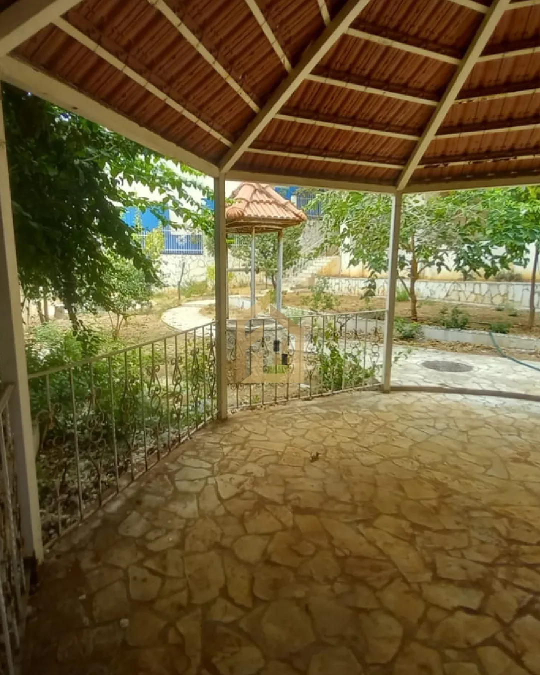 Villa for Sale in Aramoun