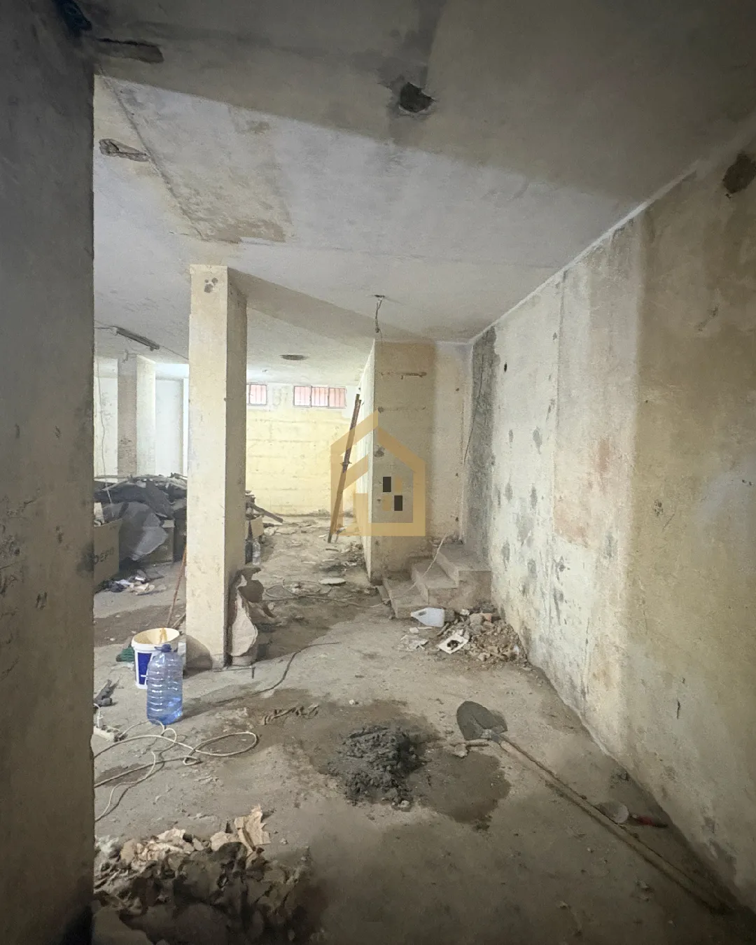 Warehouse for Sale in Corniche El Mazraa — photo 2