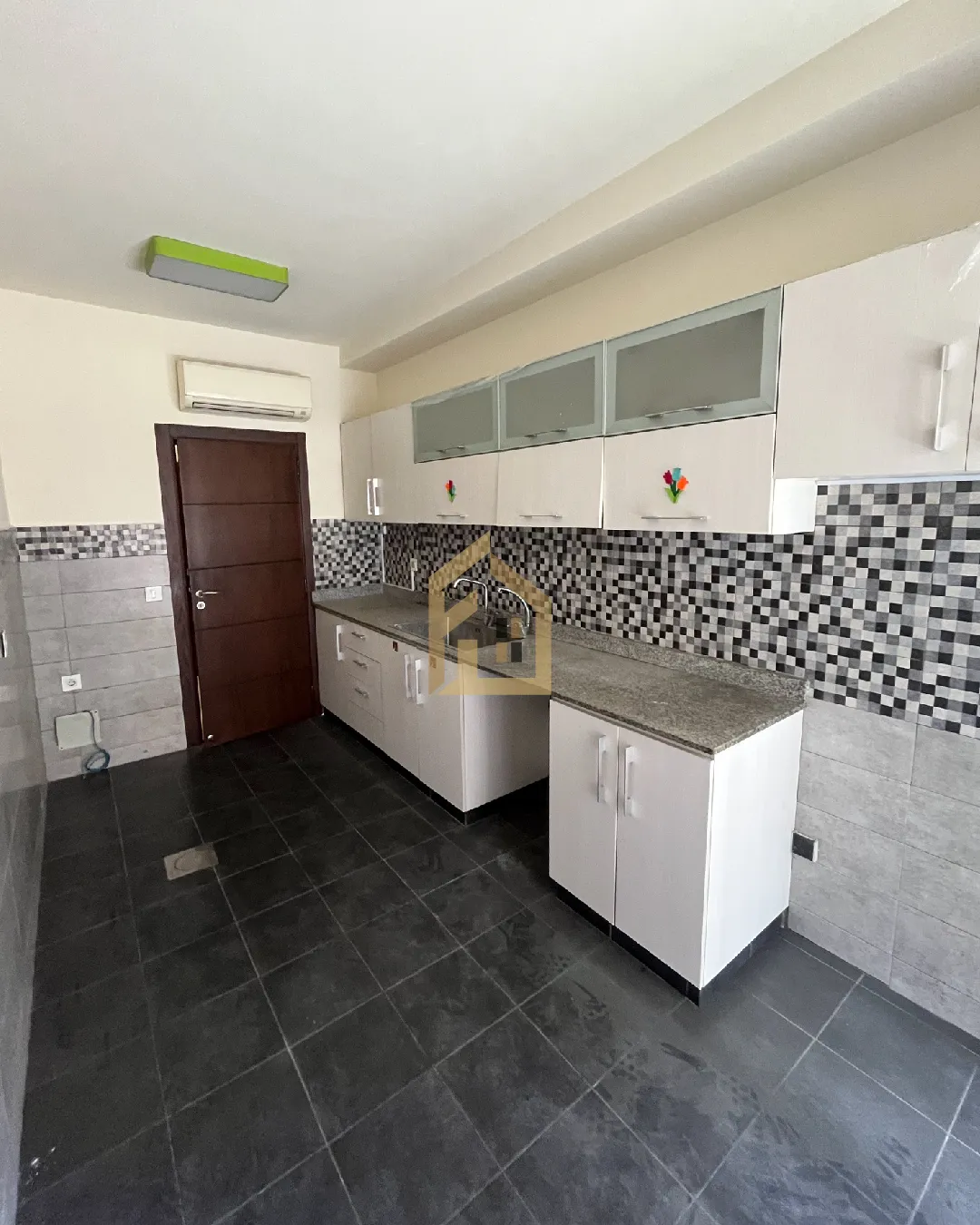 Apartment for Sale in Salim Slam