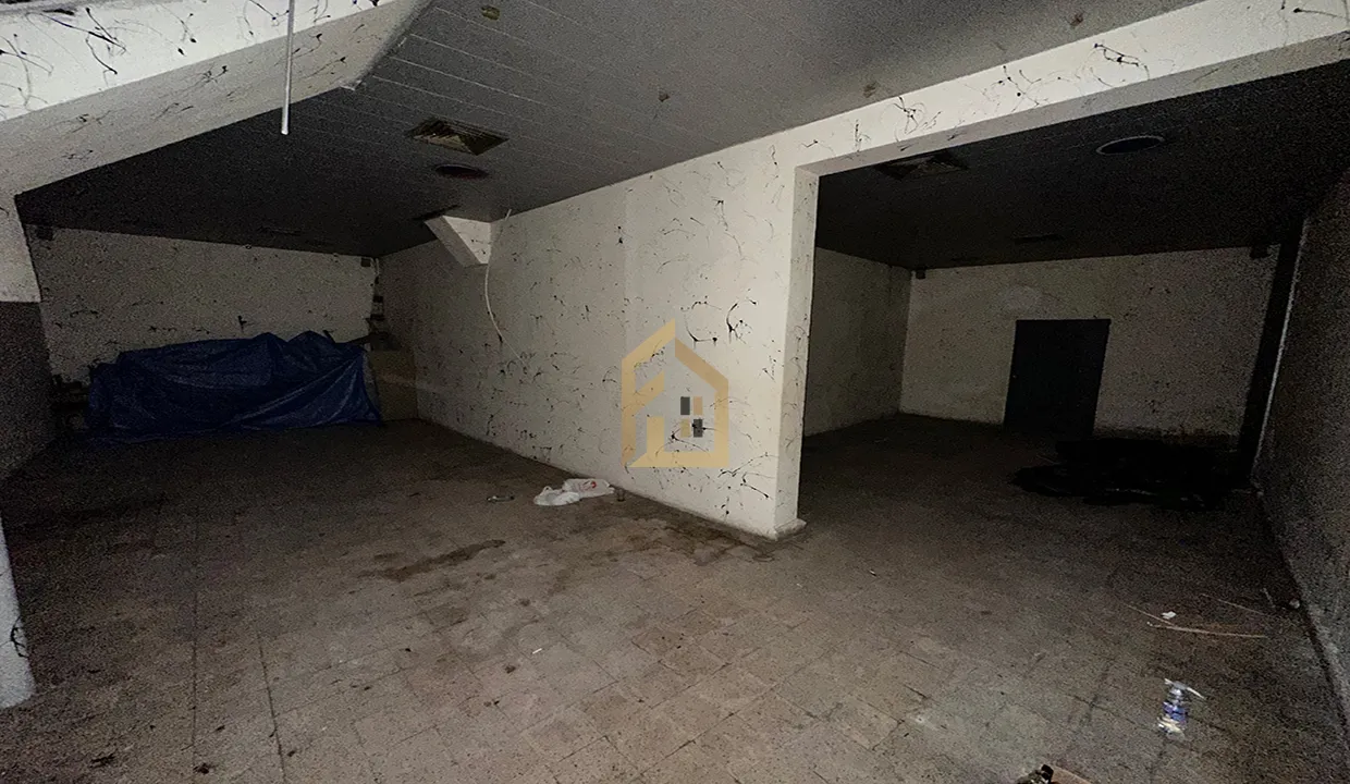 Shop for Rent in Achrafieh — الصورة 2