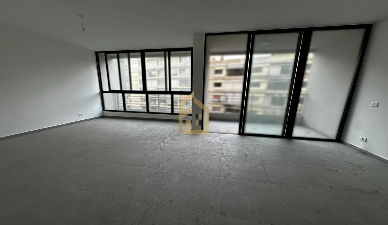 Apartment for Sale in Ain El Remmaneh