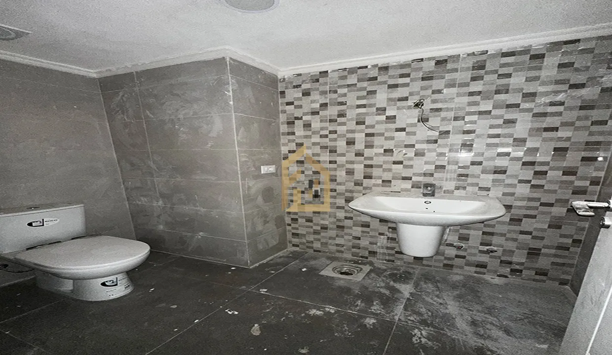 Apartment for Sale in Ain El Remmaneh — photo 3