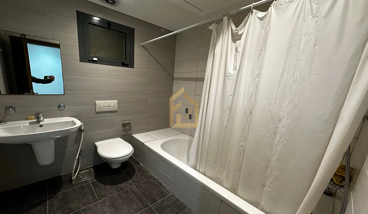Apartment for Sale in Ain El Mraiseh — photo 5