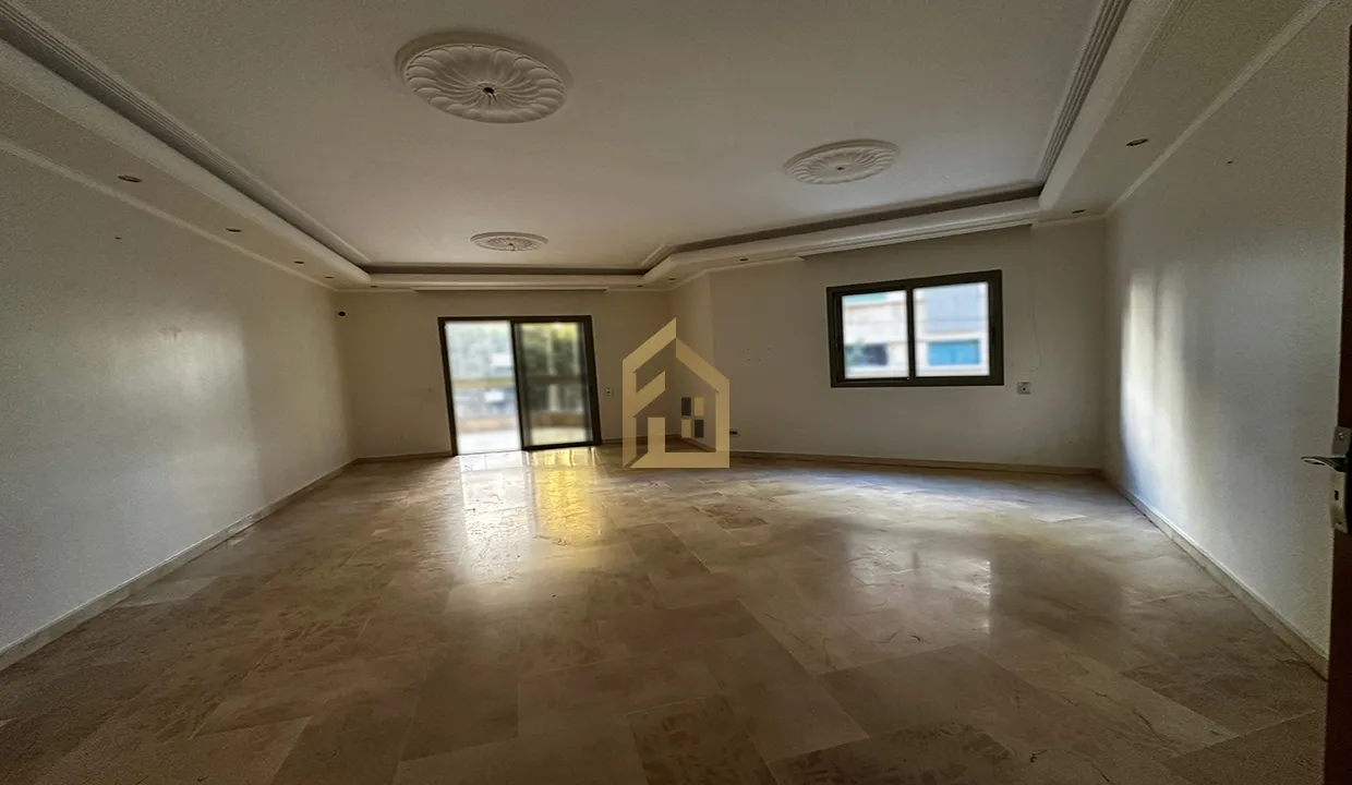 Apartment for Sale in Ras El Nabeh