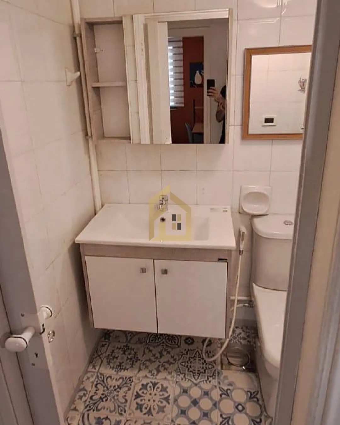 Apartment for Rent in Hamra — الصورة 3