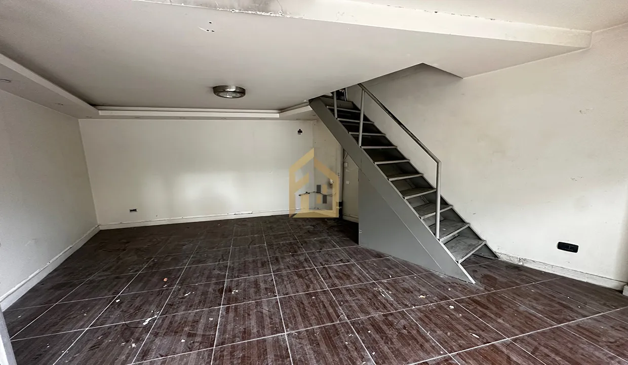 Shop for Rent in Achrafieh — الصورة 1