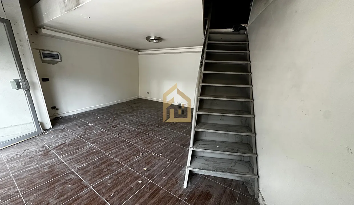 Shop for Rent in Achrafieh — الصورة 2