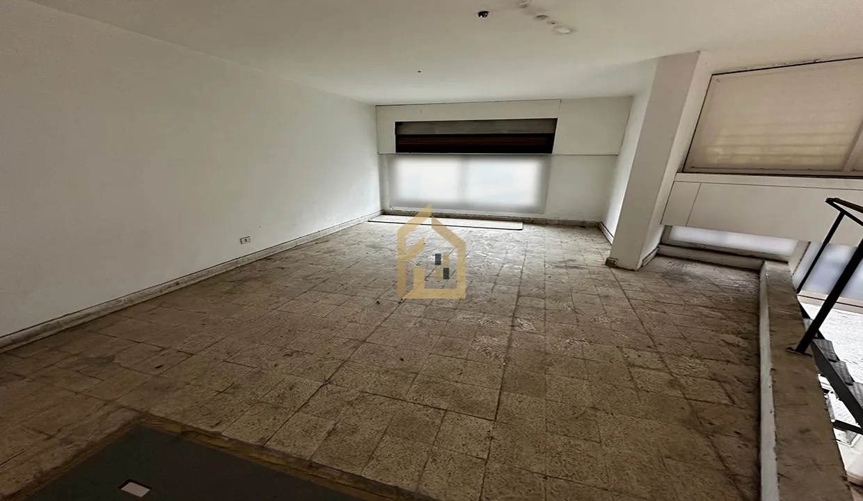 Shop for Rent in Achrafieh — الصورة 2