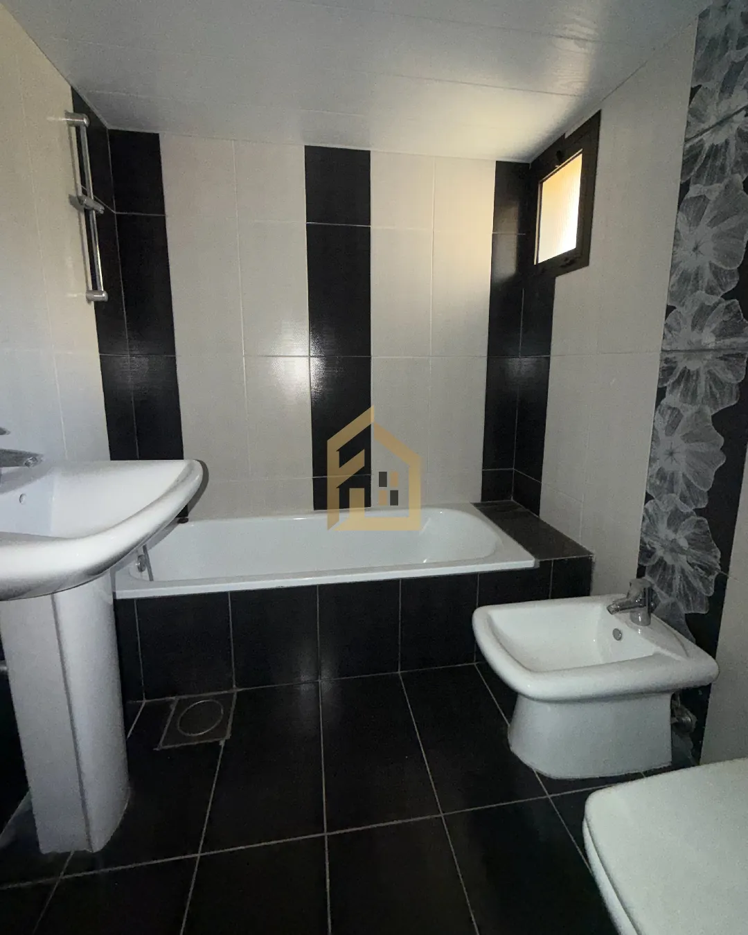 Apartment for Sale in Bqennaya — photo 4