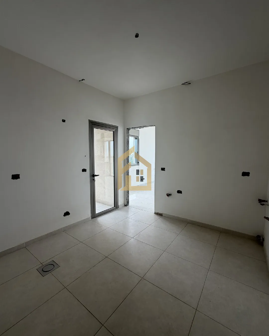 Apartment for Sale in Bsalim — الصورة 2
