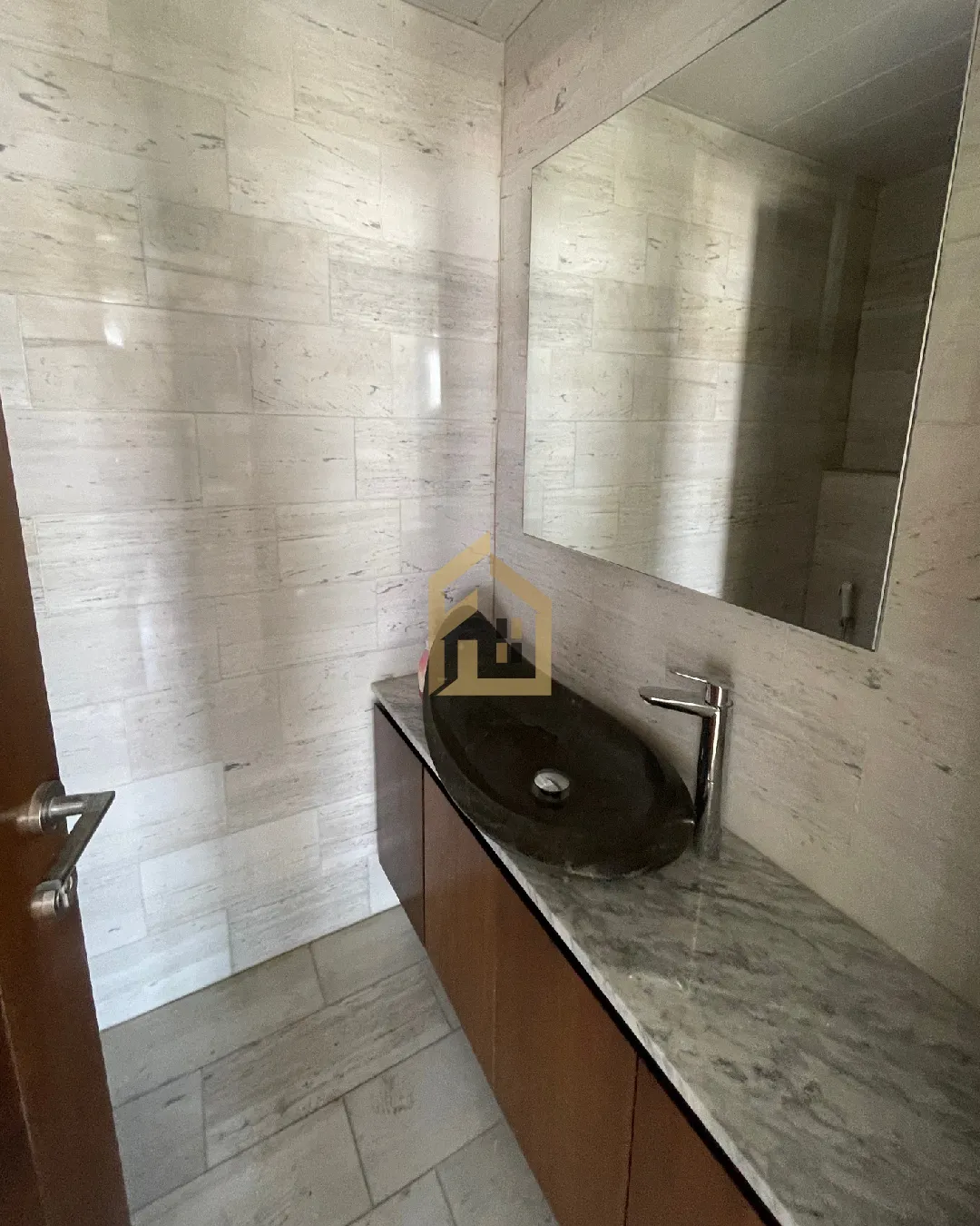 Apartment for Sale in Ras El Nabeh