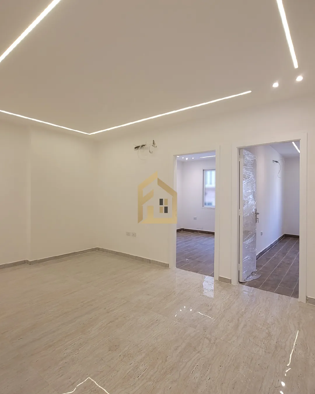 Apartment for Sale in Furn El Chebbak — photo 4