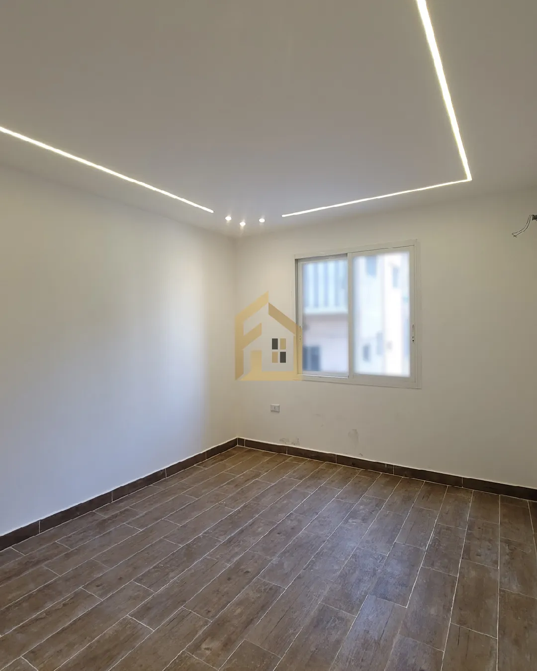 Apartment for Sale in Furn El Chebbak — photo 5