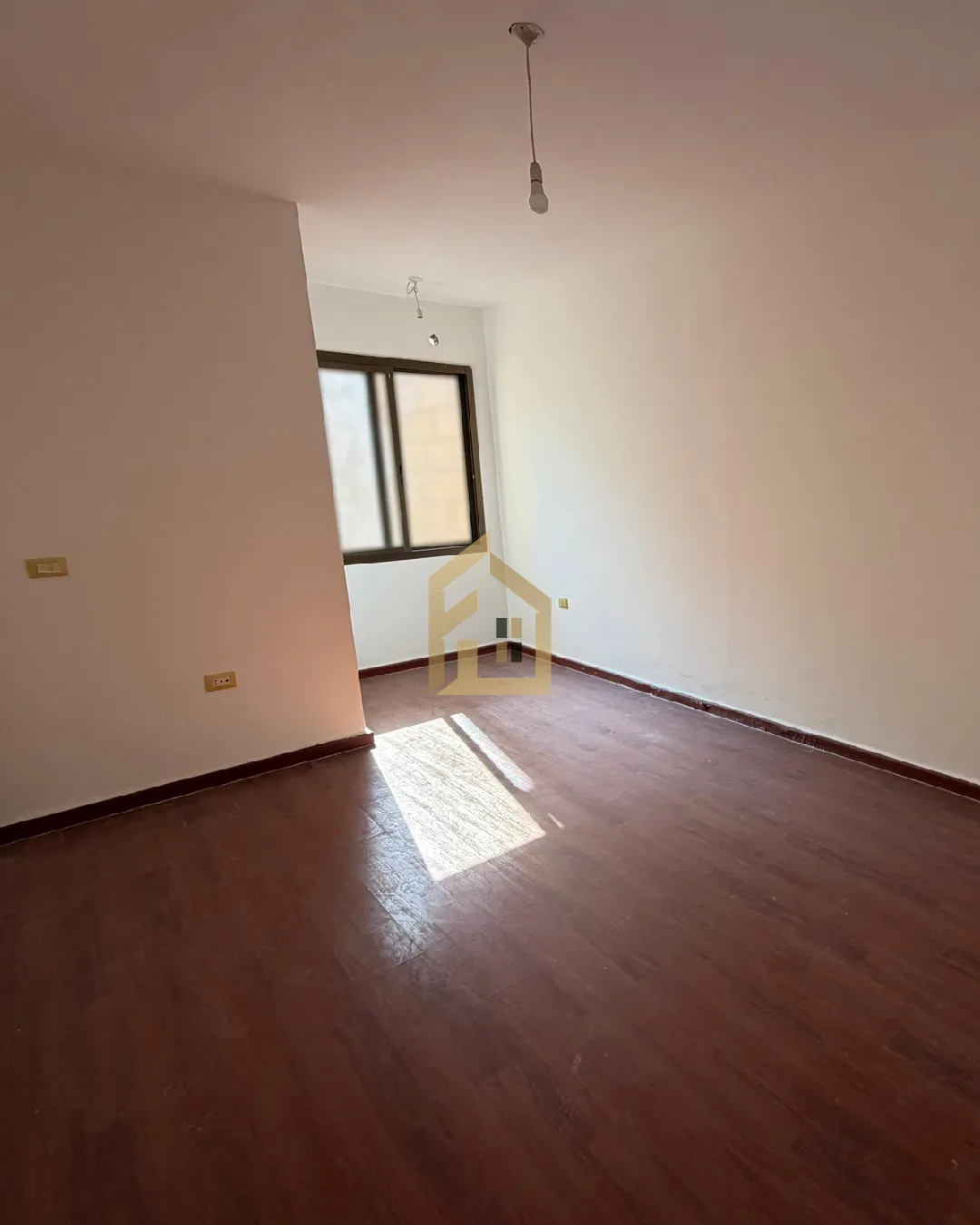 Apartment for Sale in Furn El Chebbak — photo 3