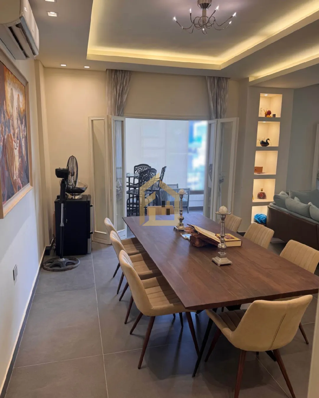 Apartment for Sale in Furn El Chebbak