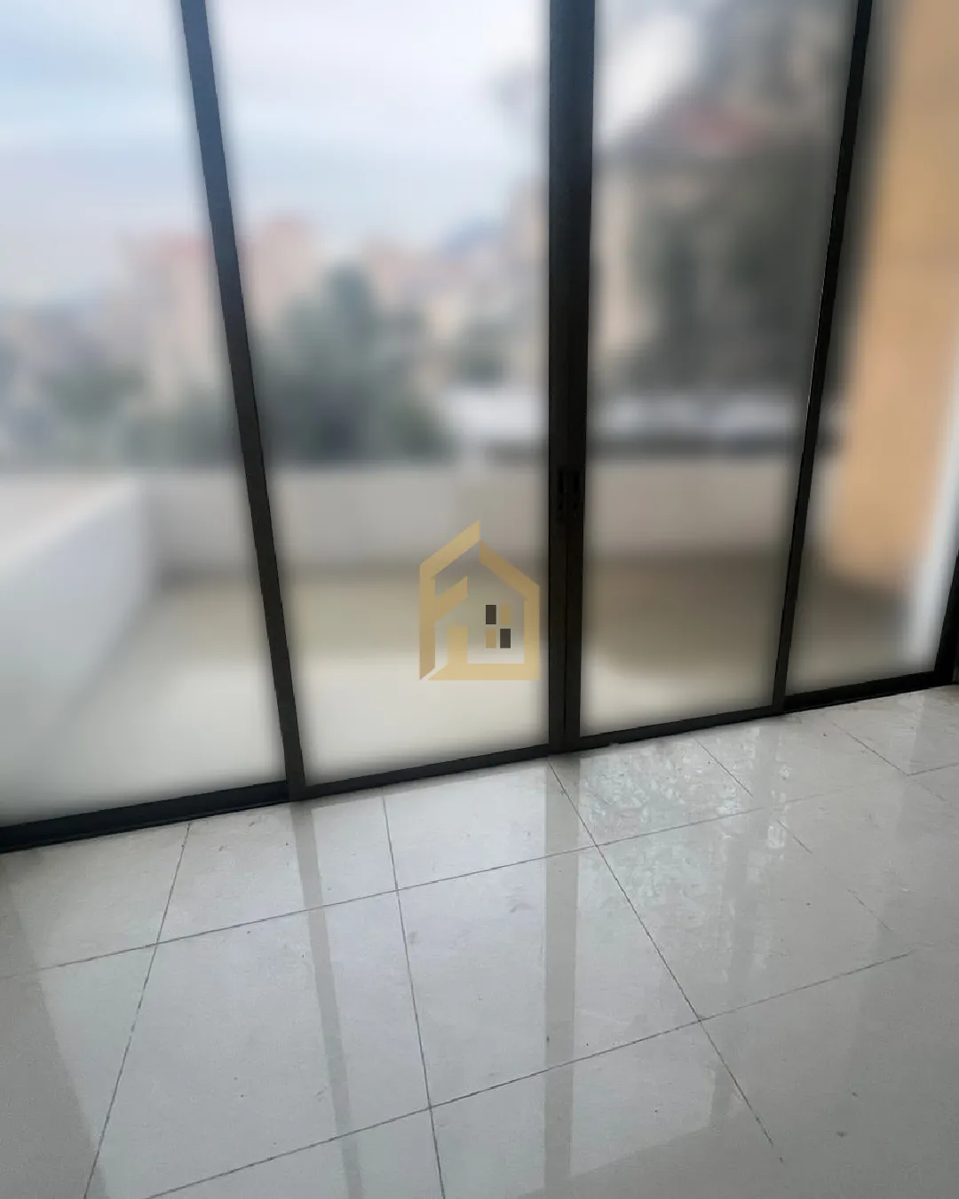 Office for Sale in Jounieh