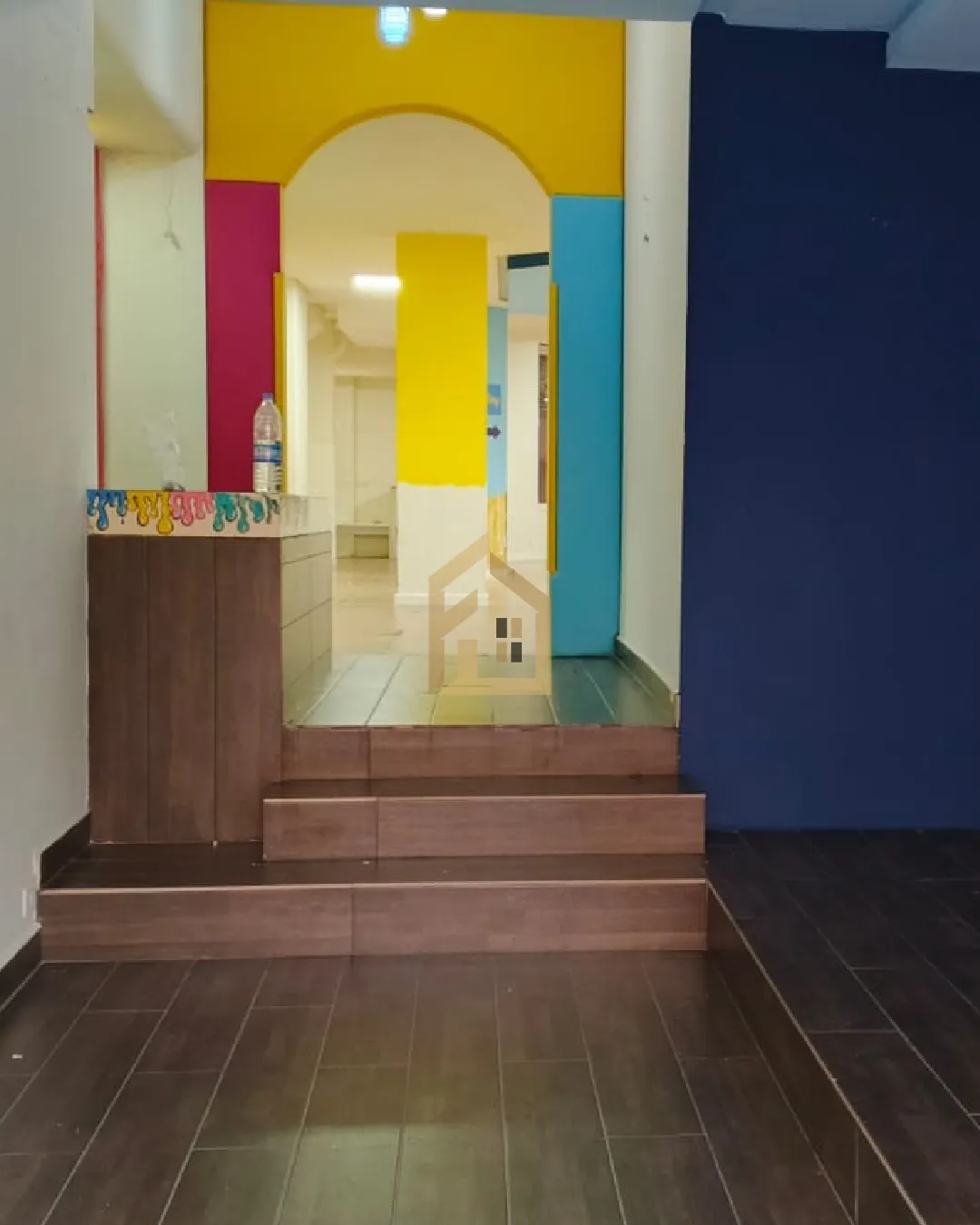Showroom for Rent in Zouk Mikael — الصورة 3