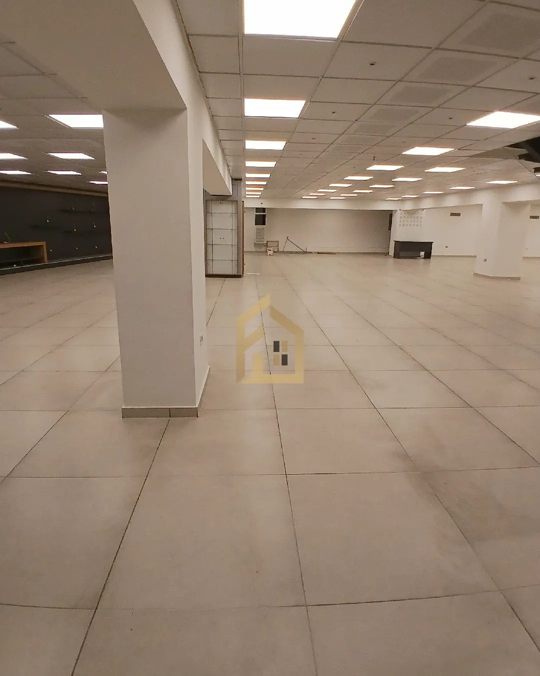 Showroom for Rent in Dawra