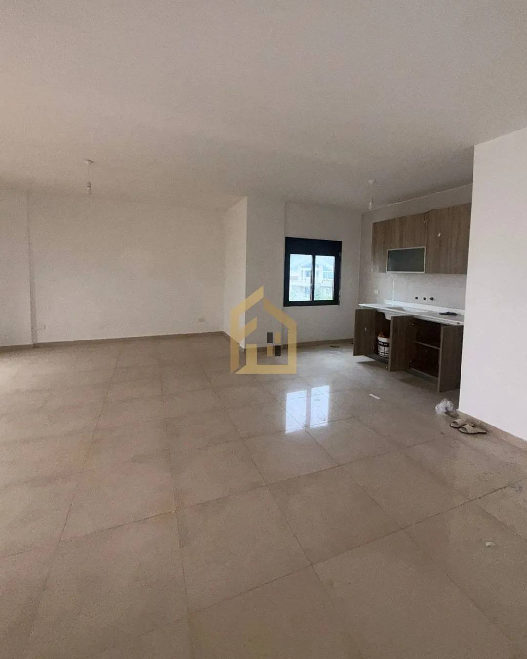 Building for Sale in Kleiat — photo 3