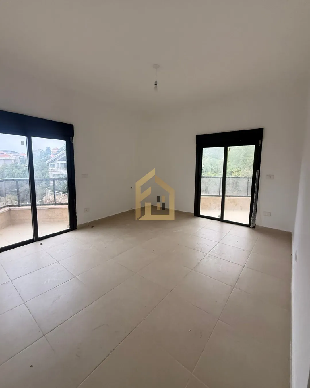 Building for Sale in Kleiat — photo 5