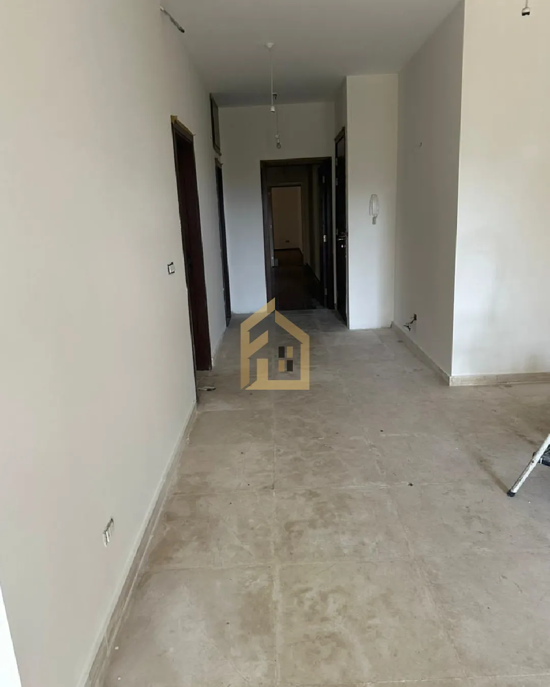 Apartment for Sale in Ballouneh — photo 3