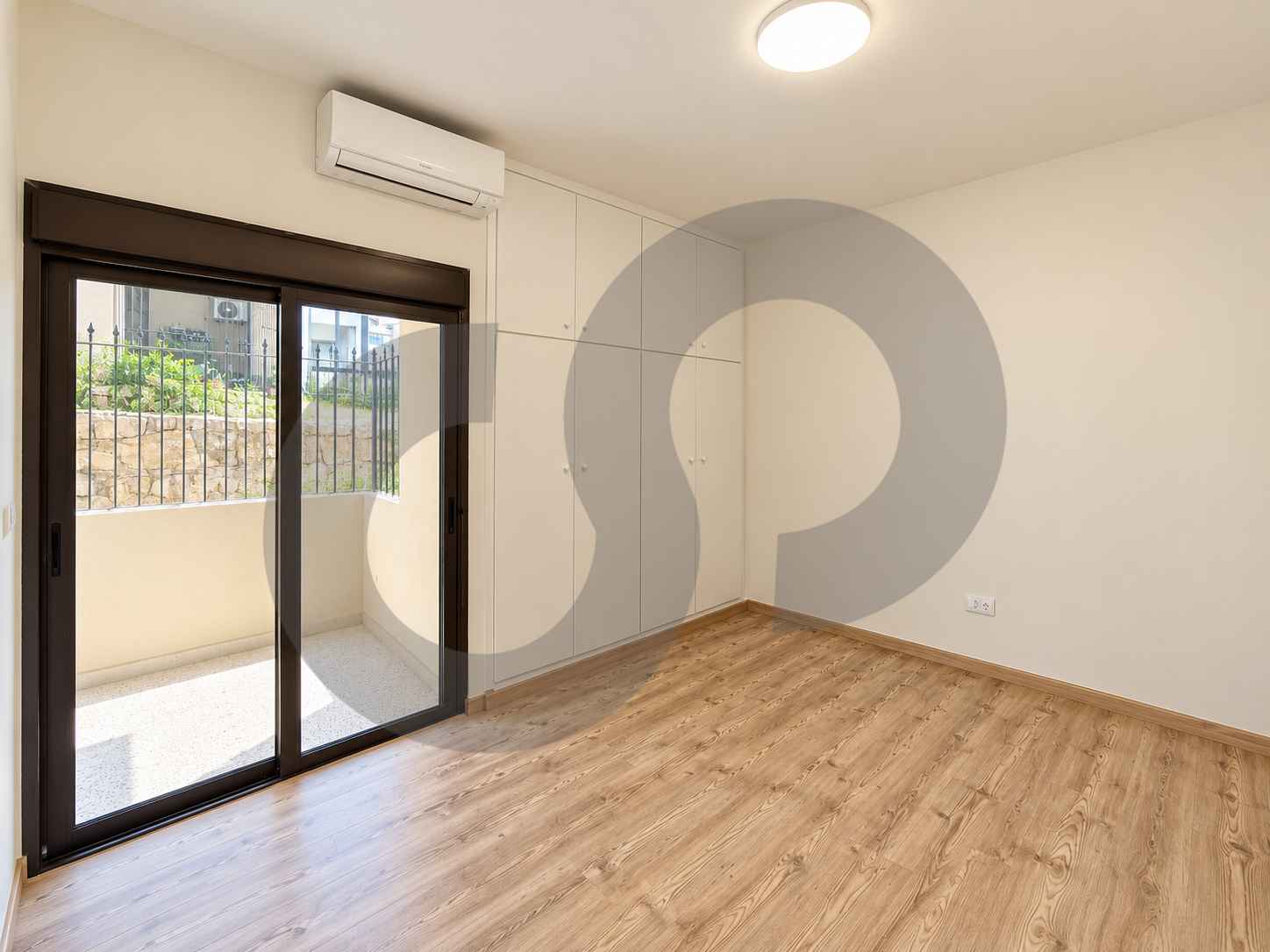 RENT IN MANSOURIEH,METN /Peaceful neighborhood/stunning partial city view — الصورة 2