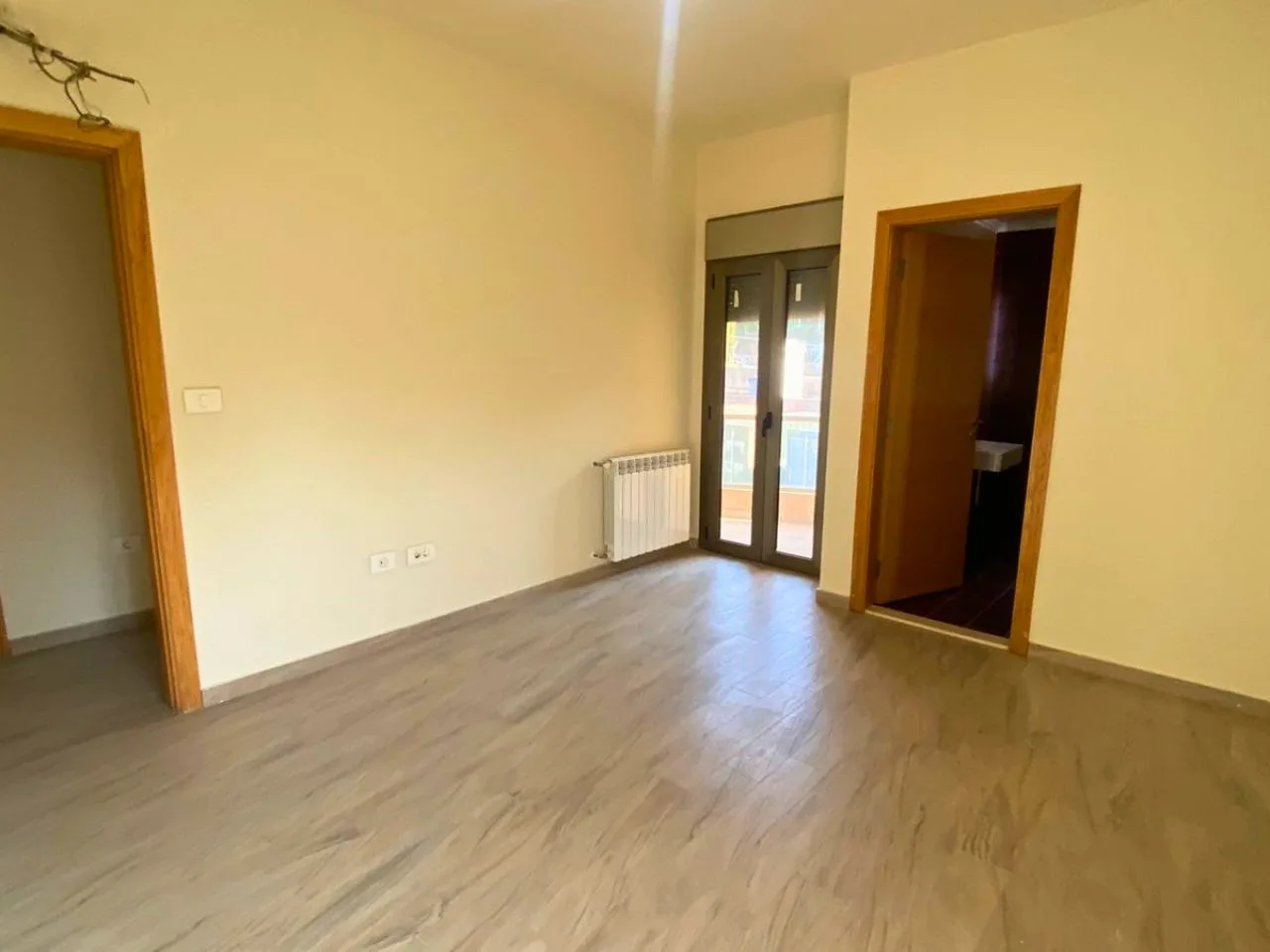 Duplex for Sale in Mazraat Yachoua, Lebanon — الصورة 7