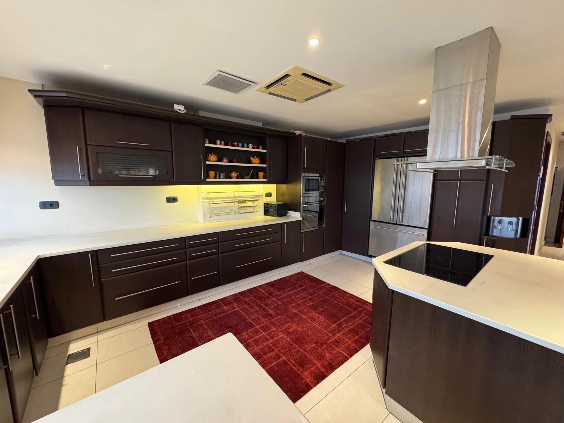 Apartment for Sale in Kraytem, Beirut, Lebanon — الصورة 8