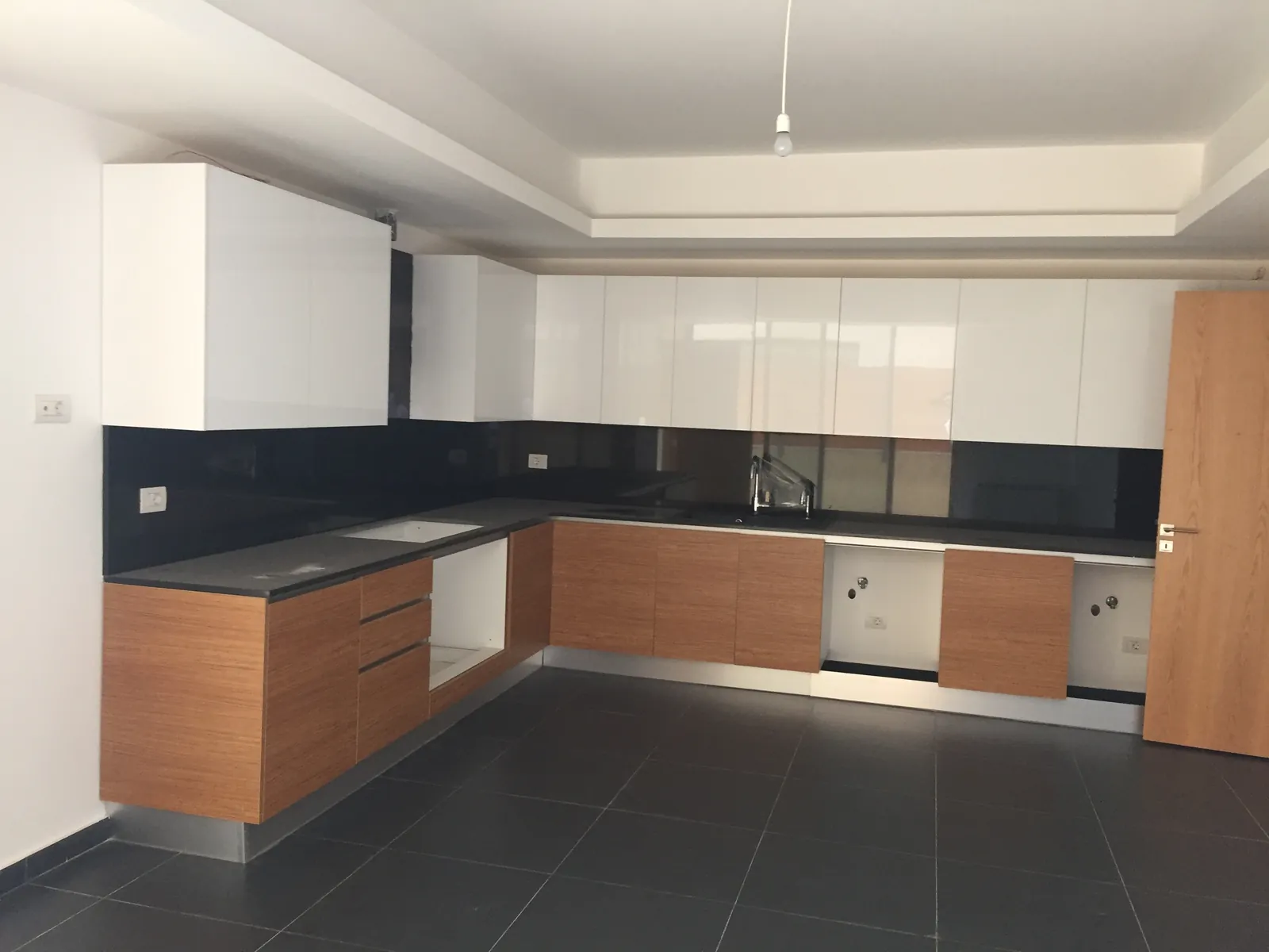Apartment in Sahel Alma, Keserwan — الصورة 5