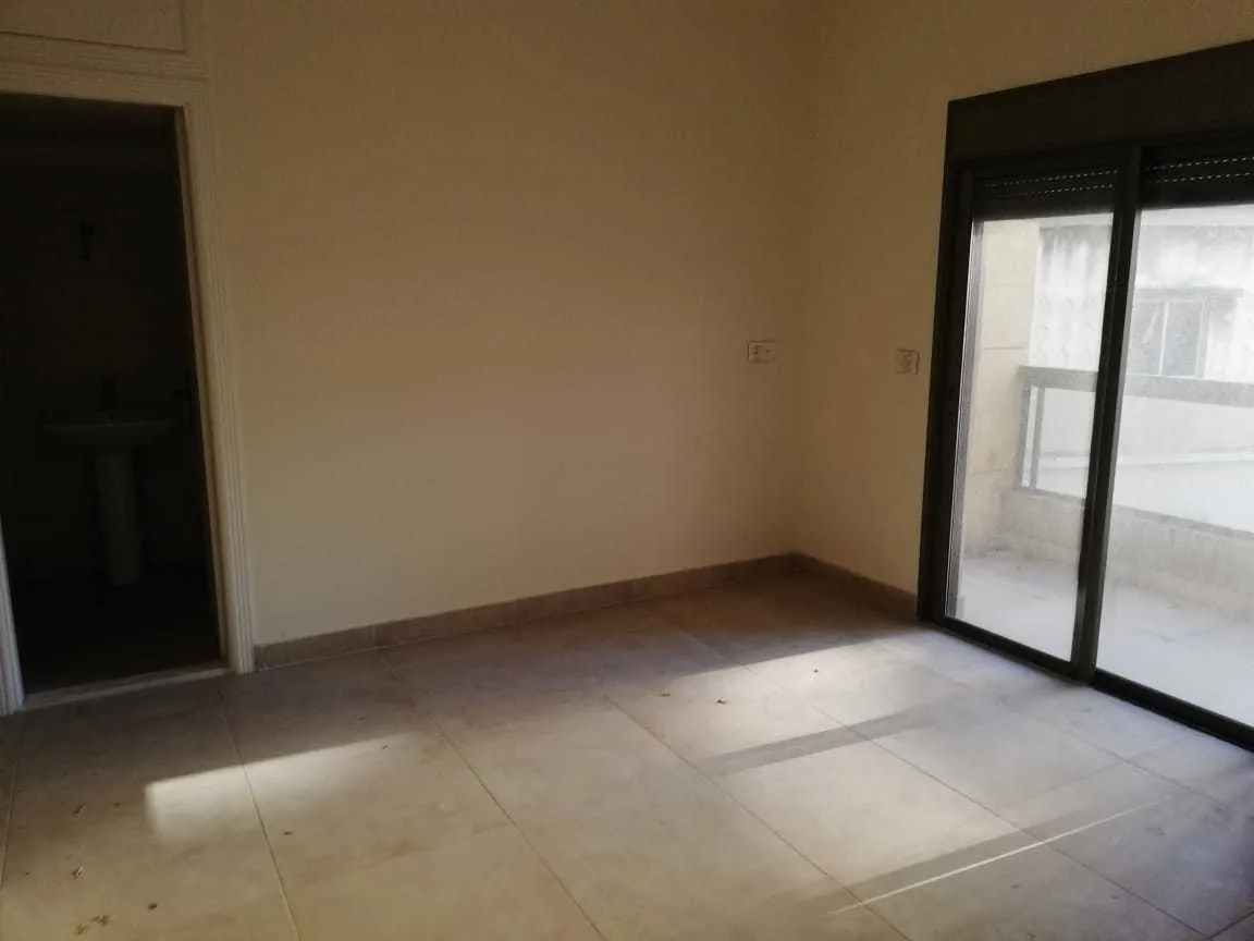 Apartment in Ghadir, Keserwan — الصورة 5
