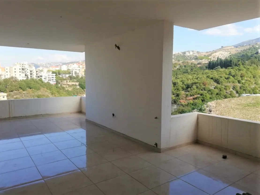 Apartment in Safra, Keserwan — photo 3