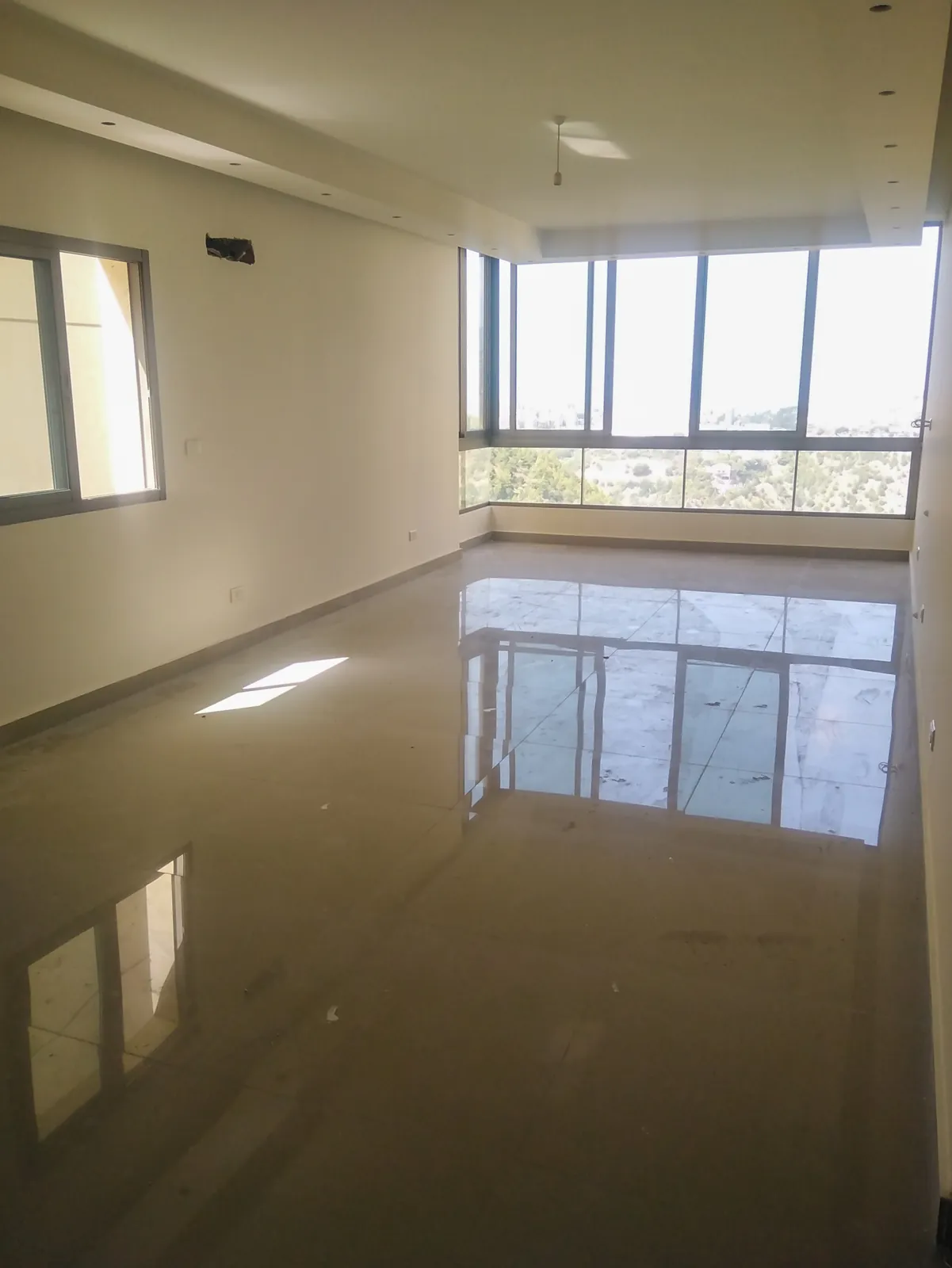 Apartment for Sale or for Rent in Dik El Mehde, Metn