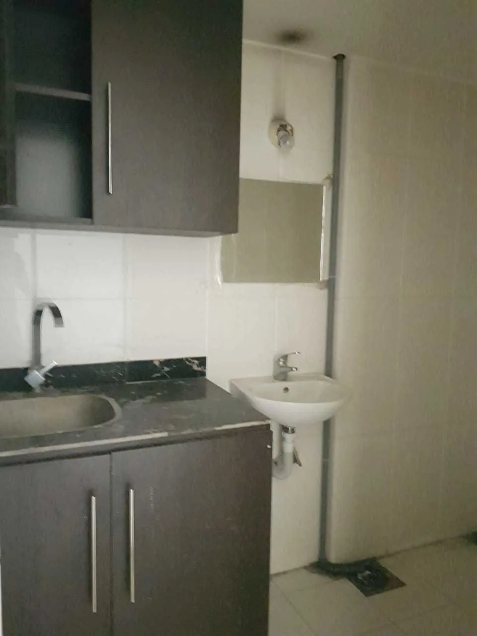 PAYMENT IN LBP...Office for Rent in Jounieh, Keserwan — الصورة 3
