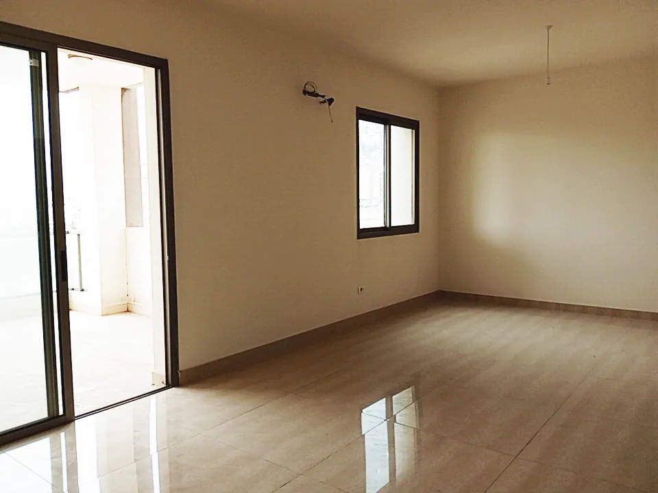 Apartment in Jdeideh, Metn — photo 2