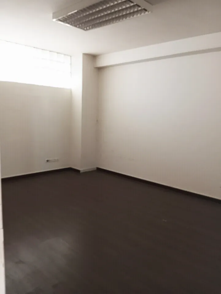 Prime Location Office in Dora Metn — الصورة 4