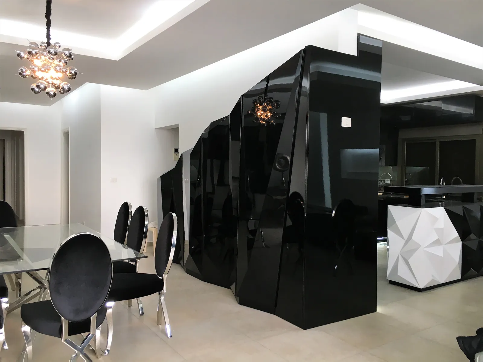 Prime Location Apartment in Mansourieh, Metn with Partial Sea View — photo 2