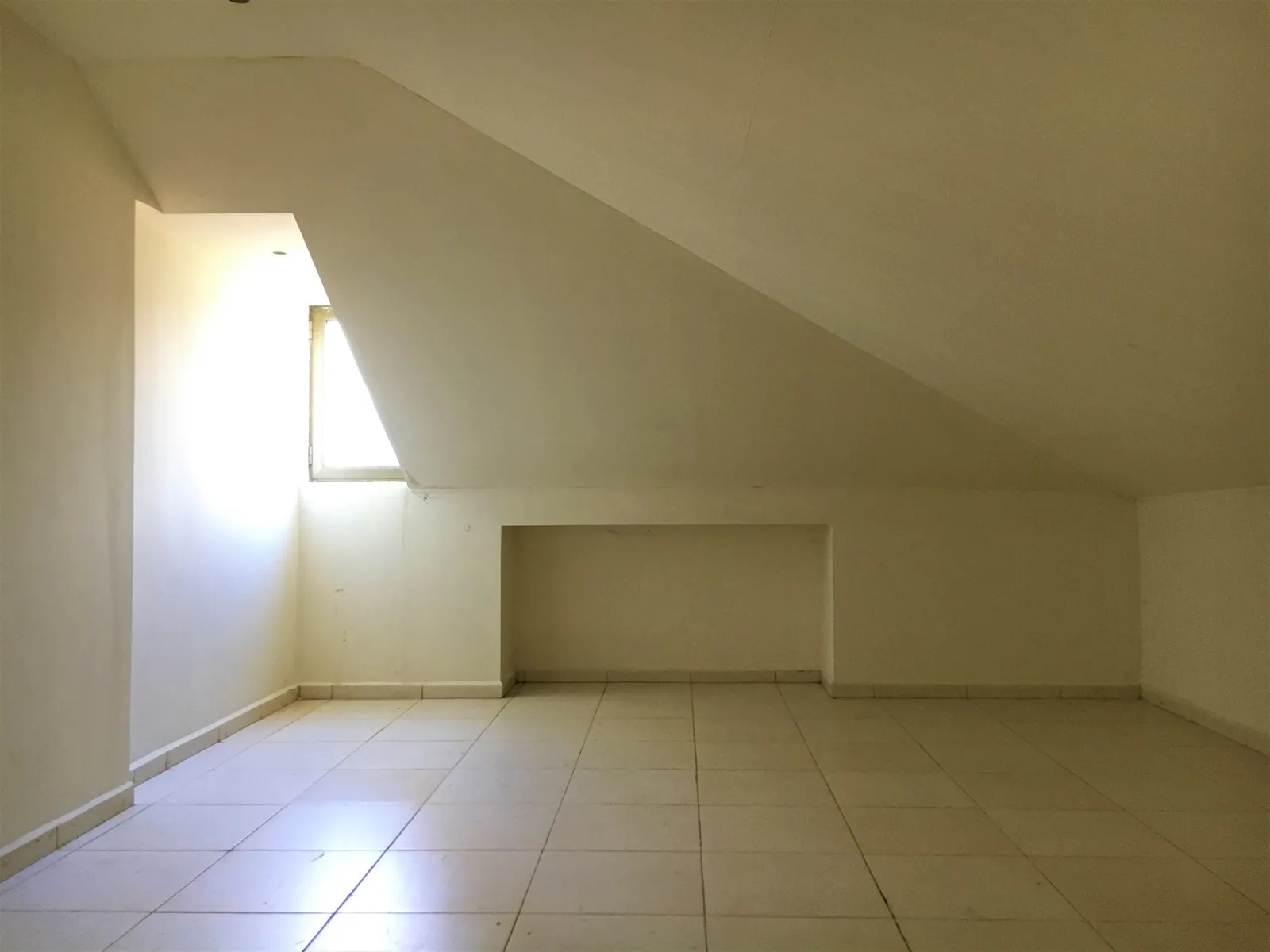 Duplex in Mansourieh, Metn — photo 4