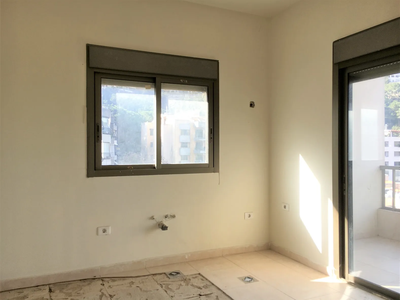 Duplex in Mansourieh, Metn — الصورة 4