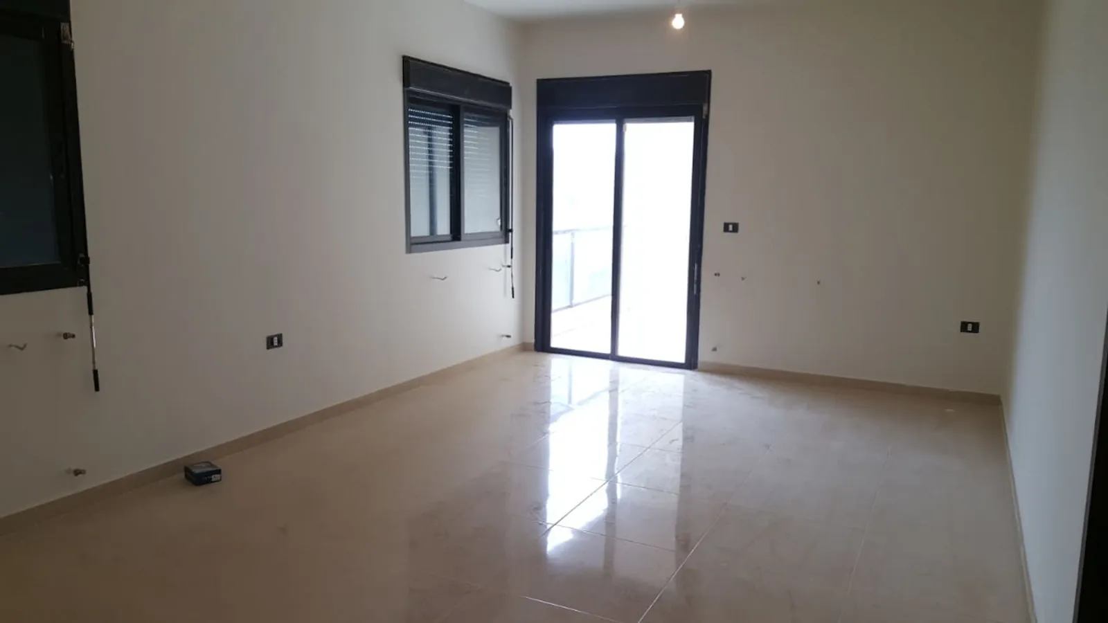 Apartment in Douar, Metn with Full Panoramic Mountain View — الصورة 2